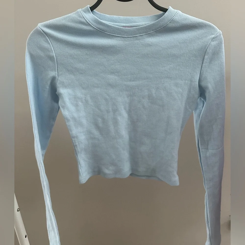 Edikted Coffee Break Sky Blue Long Sleeve Top - Picture 3 of 5